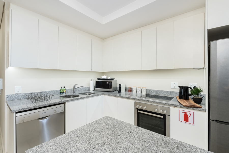 2 Bedroom Property for Sale in Green Point Western Cape